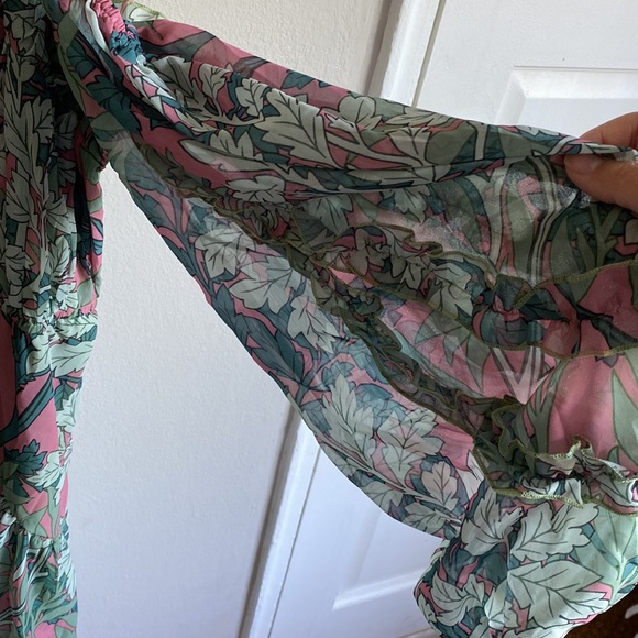 Let Me Be Floral Maxi Dress Size Large - Picture 10 of 14